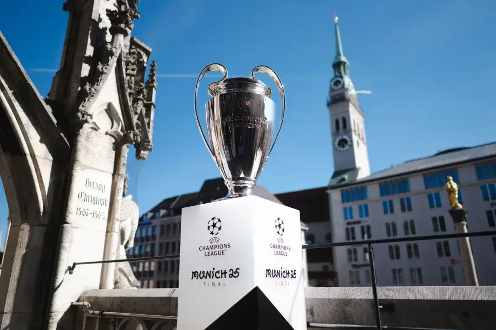 Munich Trở Thành Tâm Chấn Của Cả Bóng Đá Và Chính Trị